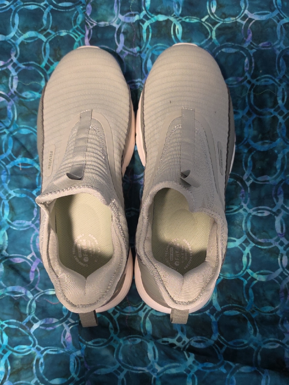 Men's Slip-On Athletic Sneakers - Light Gray Size 13 EW